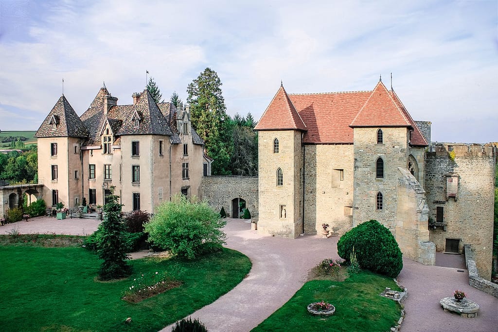 burgundy-region-chateau-de-couches