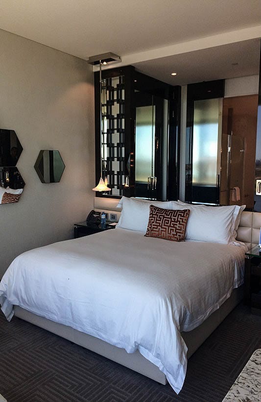 crown-towers-perth-club-room