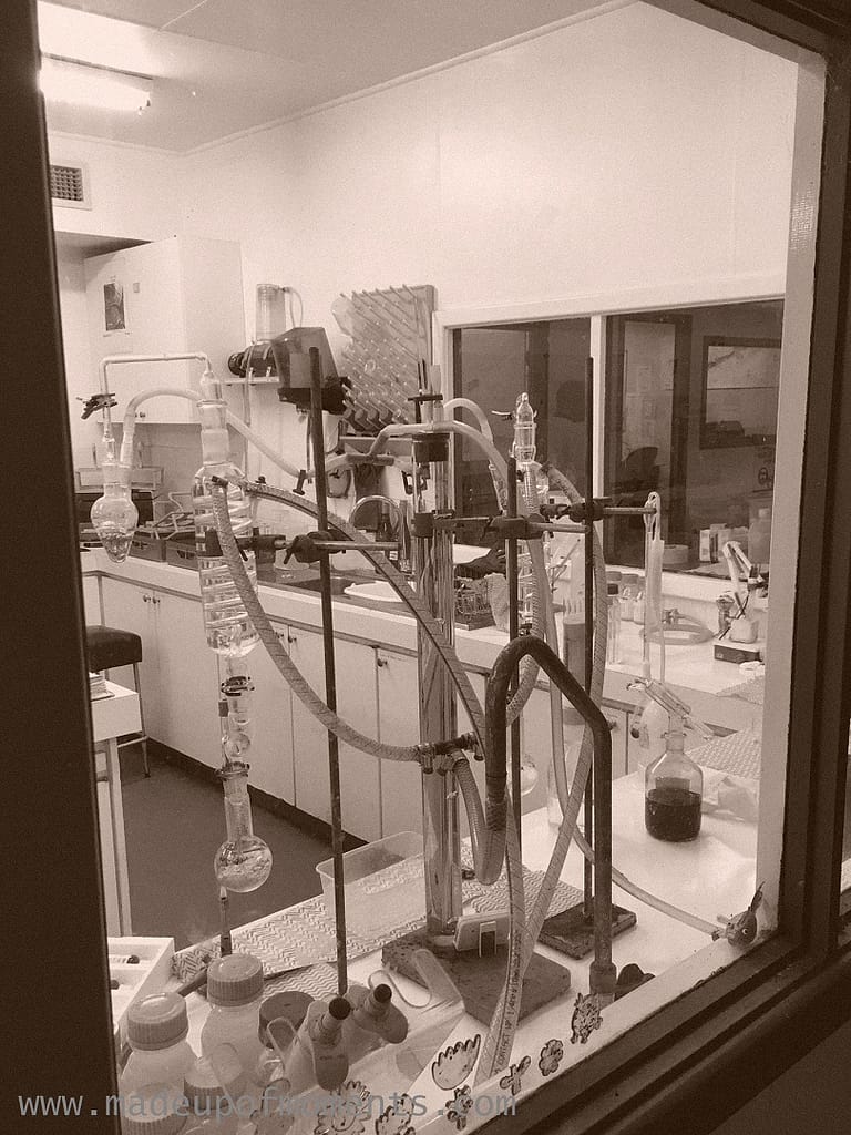 margaret-river-wineries-Leeuwin-estate-testing-Lab